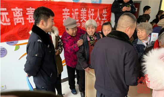 图为禁毒宣传活动现场