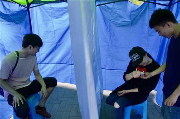 传媒大学防艾主题活动“与陌生人聊聊天”